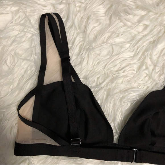 Victoria’s Secret Large Unlined Plunge Bra Black Satin with Nude Mesh Wi… - Picture 7 of 9